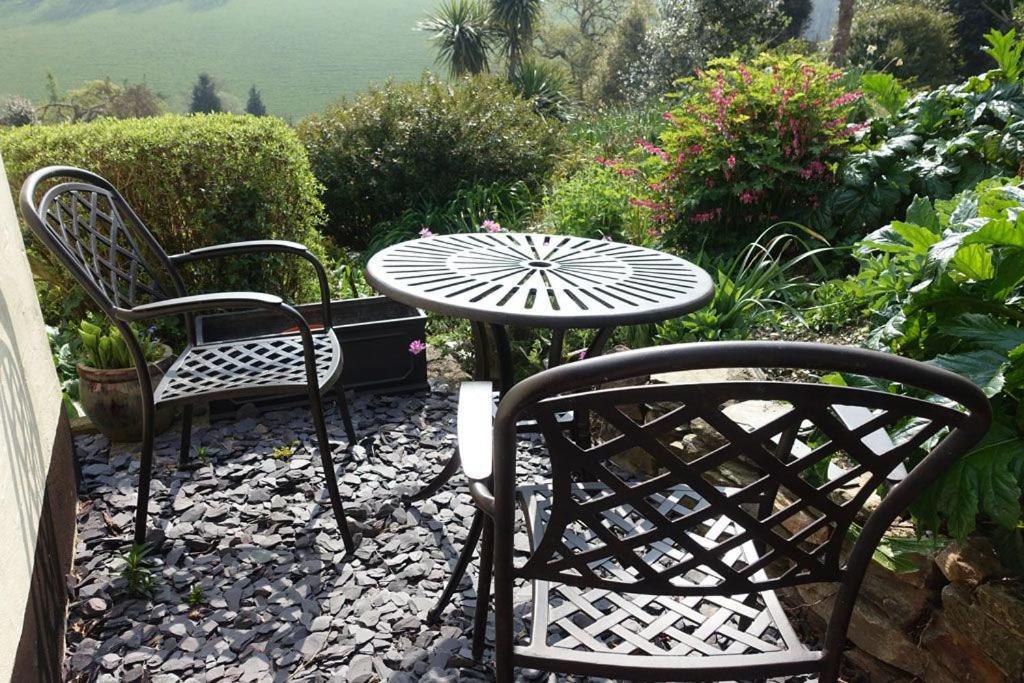 Greenswood Cottage - Cosy Cottage, Rural Location, Beautiful Landscaped Gardens With Pond And Lake Dartmouth Extérieur photo