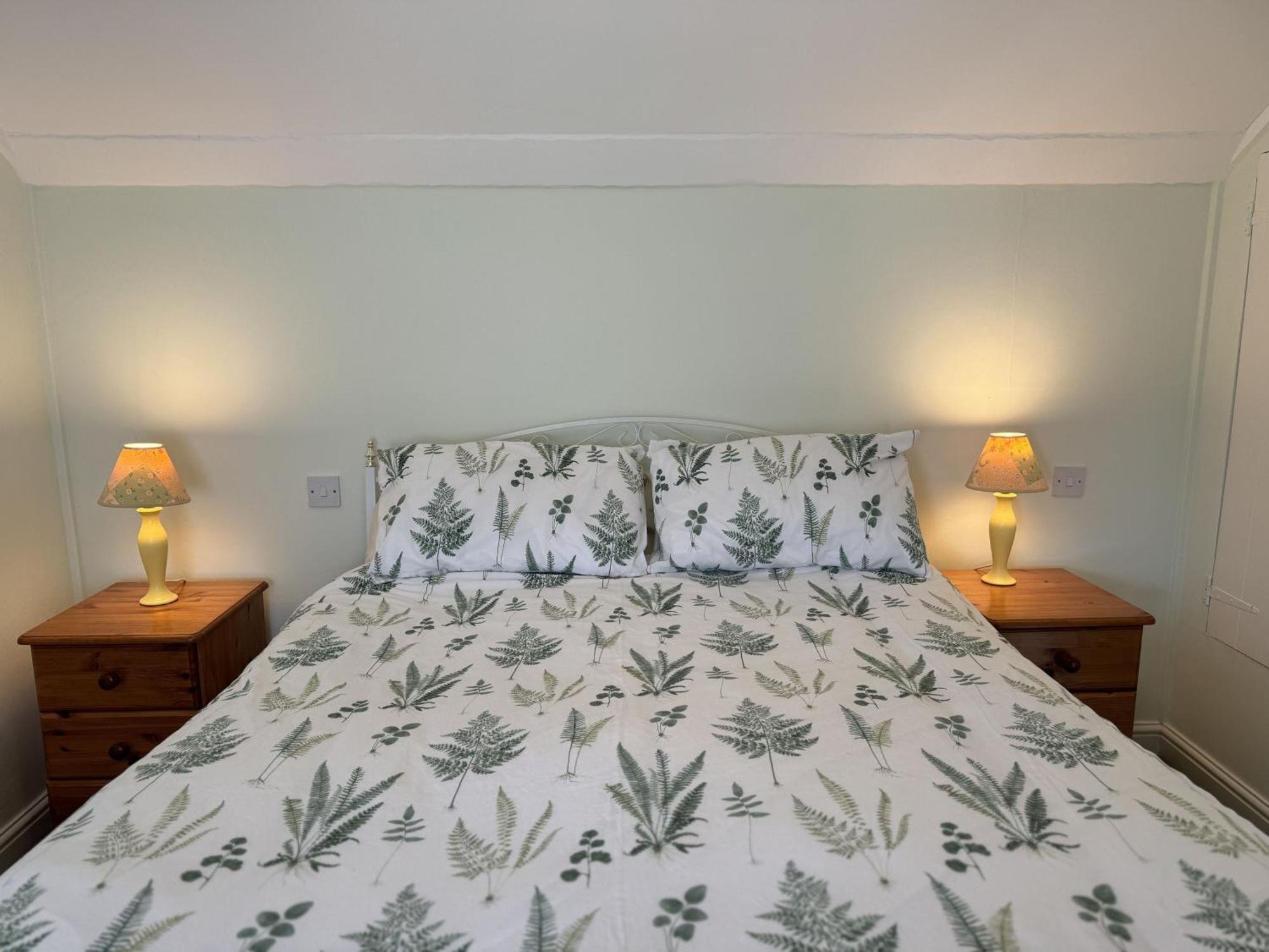 Greenswood Cottage - Cosy Cottage, Rural Location, Beautiful Landscaped Gardens With Pond And Lake Dartmouth Extérieur photo