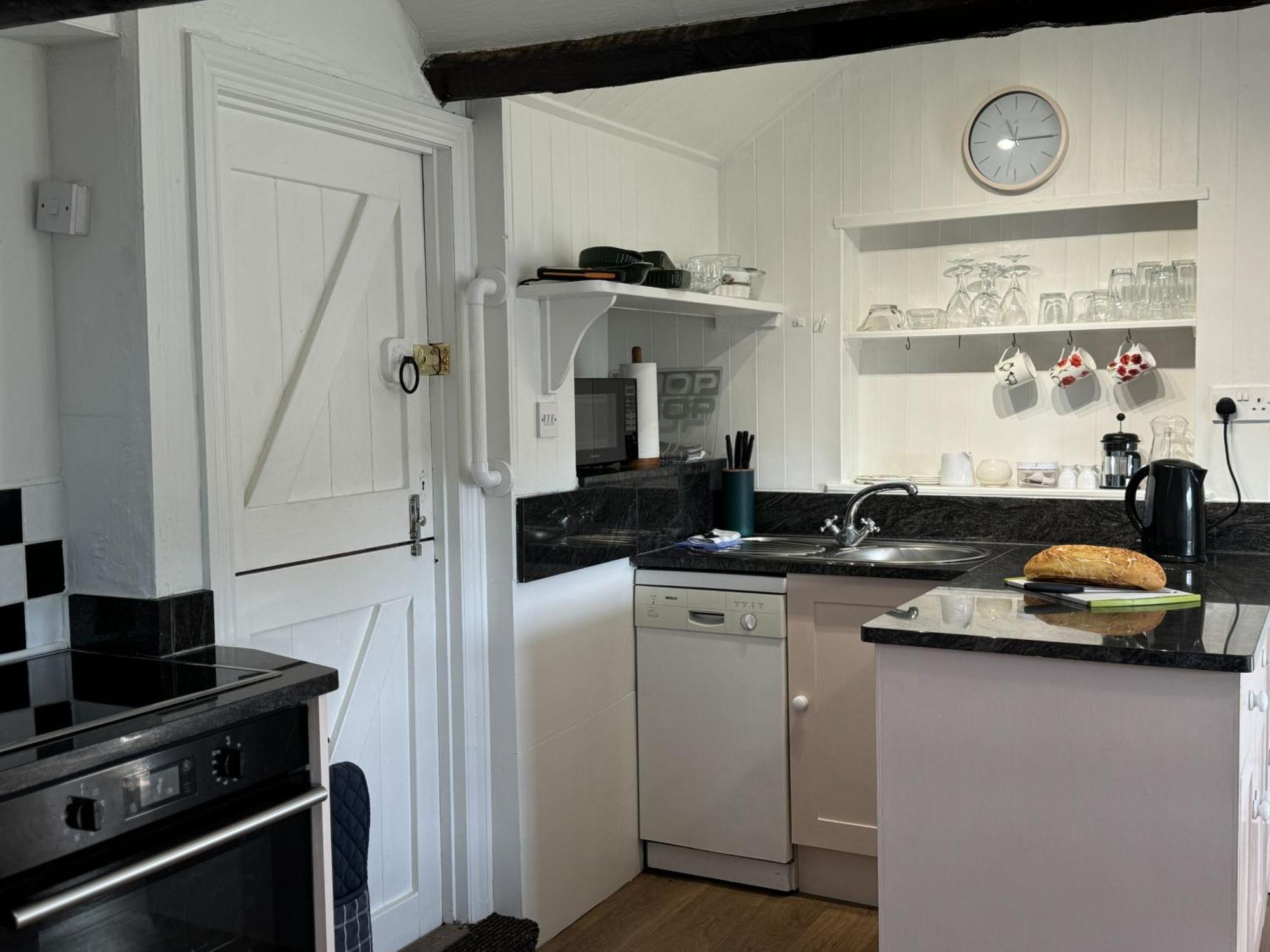 Greenswood Cottage - Cosy Cottage, Rural Location, Beautiful Landscaped Gardens With Pond And Lake Dartmouth Extérieur photo